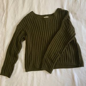 Cropped green sweater